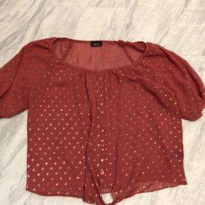 Red and gold top